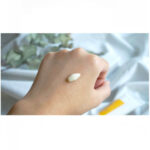 iUnik-Propolis-Vitamin-Eye-Cream-2.jpg
